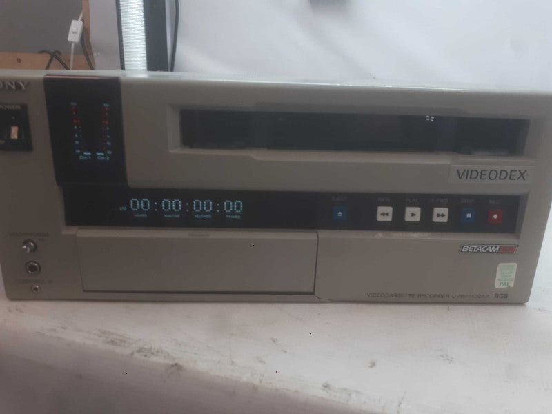 Sony Videocassette Recorder BetaCam SP Videodex Model: UVW-1400AP Q