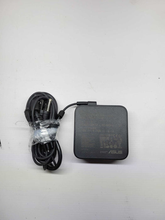Original OEM Asus AMS Tech ADP-90YD B Power Adapter