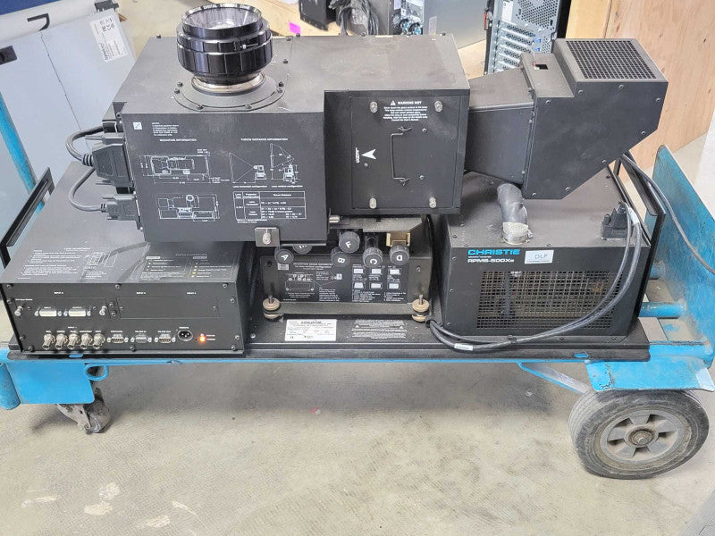 Christie 38-GFX202-02 Graph Master RPMS-500Xe Projector Read Q_