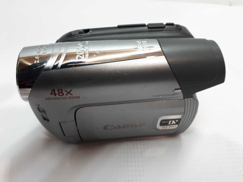 Canon ZR950A Mini DV Video Camcorder  &