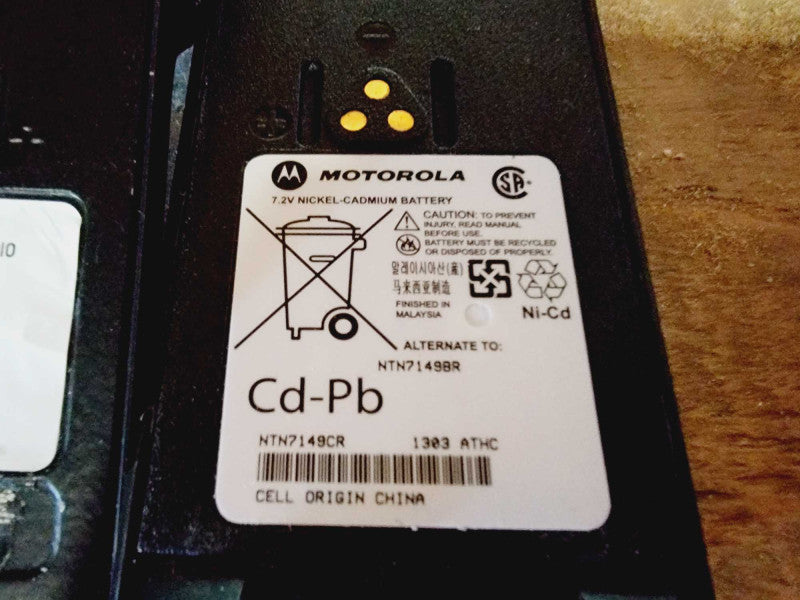 Motorola HT1000 Two-Way Radio 16 Channel (