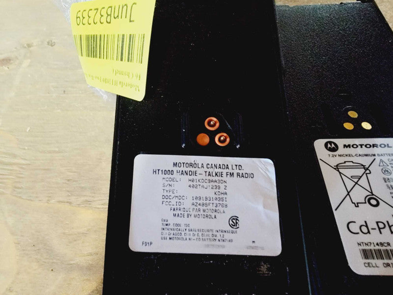 Motorola HT1000 Two-Way Radio 16 Channel (