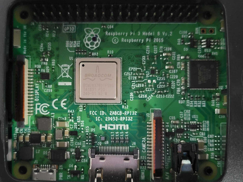 Raspberry Pi 3 model B v1.2 with AC Adapter, No SD Card, Read Q_