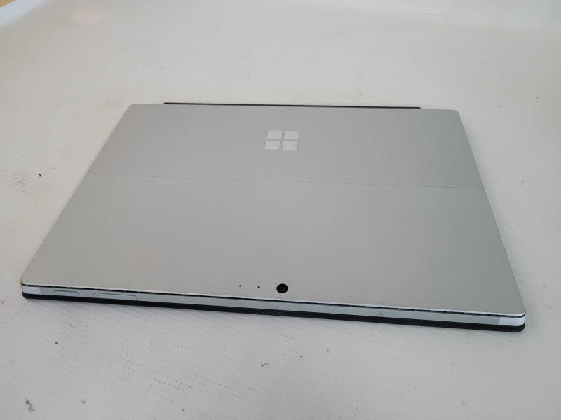 Surface Pro 5 - m3-7Y30 1GHz, 4GB RAM, 128GB SSD
