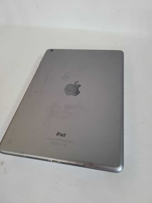iPad Air 16GB - READ