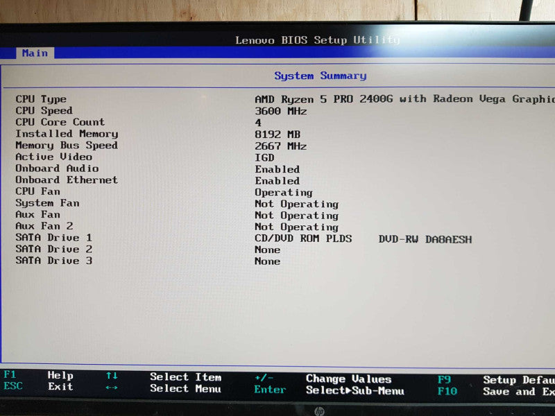 Lenovo Thinkcenter M725s - AMD Ryzen Pro 2400G with Radeon vega, 8gb ddr4