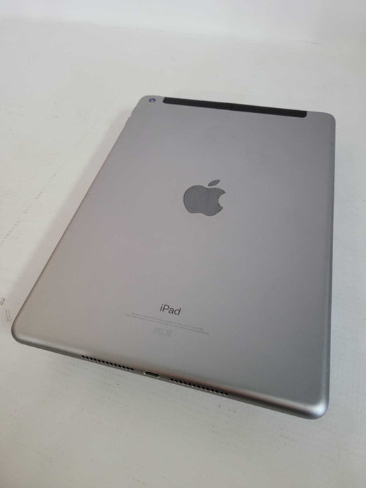 Apple iPad 9.7\\" 6th Gen Activation locked - READ