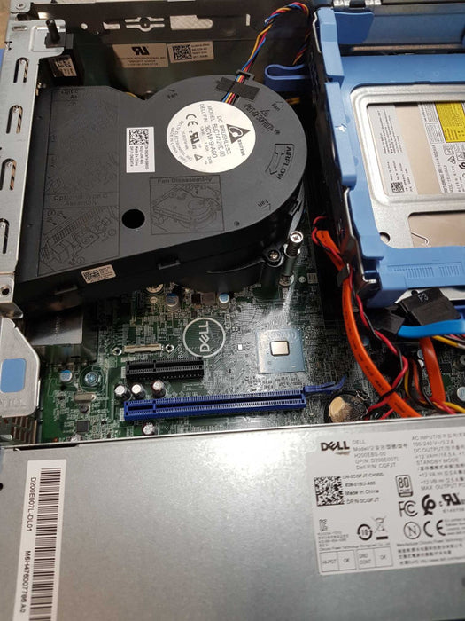 Dell Optiplex 7060 - Intel i7-8700 @ 3.20 GHZ 16GB DDR4
