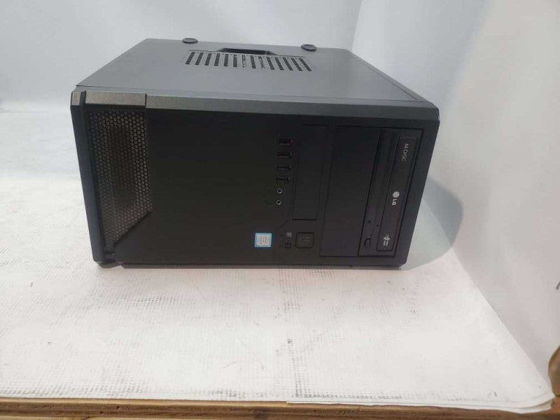 Custom Desktop( i5 - 6400 CPU @ 2.70Ghz) 16GB DDR4 Q