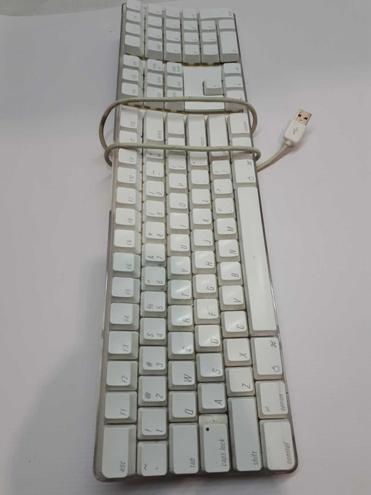 Apple Wired  USB Keyboard Model A1048 White 2005 Mechanical Q&