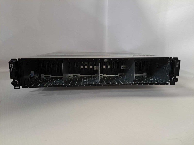 Dell Compellent SC220 Storage Array 24x 2.5\\" Bays No Controllers 2x PSU )
