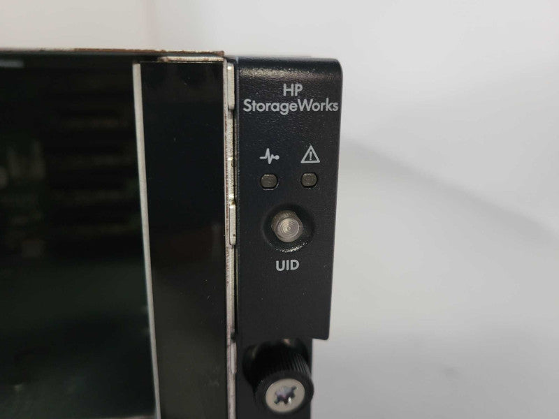 HP StorageWorks AJ941-63002 25 Bay SFF Disk Enclosure  2x PSU Q