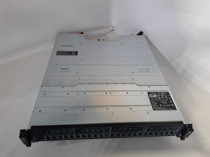 Dell Compellent SC220 Storage Array 24x 2.5\\" Bays 2x SC2 SAS 6Gbps Controller )