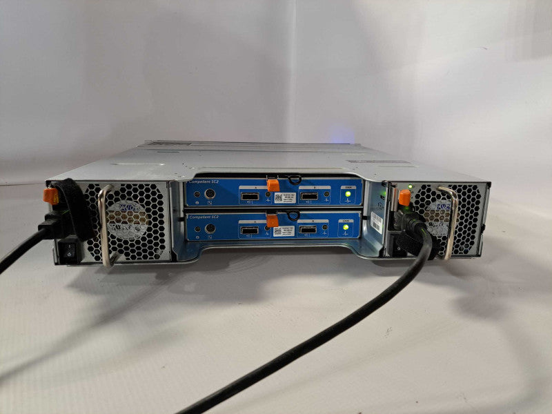 Dell Compellent SC220 Storage Array 24x 2.5\\" Bays 2x SC2 SAS 6Gbps Controller )