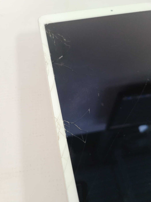 iPad Air 3rd Gen 64GB - READ