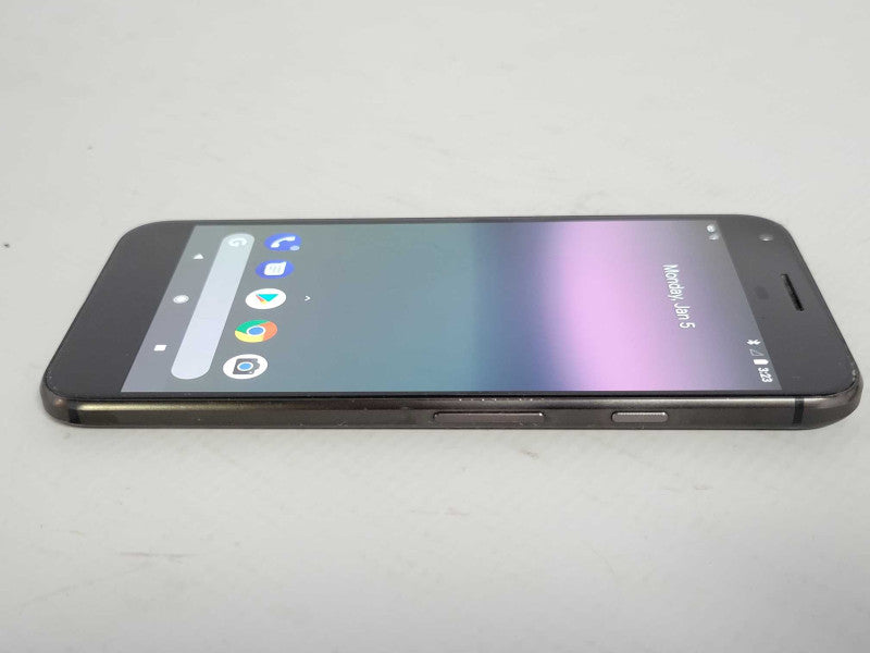 Google Pixel XL 32GB Smartphone with Case  _