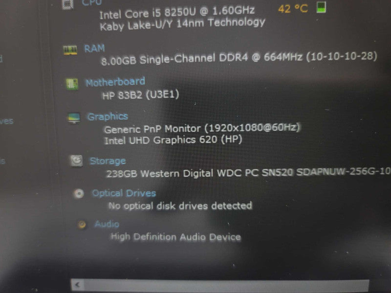 HP EliteBook 840 G5 i5-8250U, 8GB DDR4, 256GB SSD **CASE DAMAGE Î²