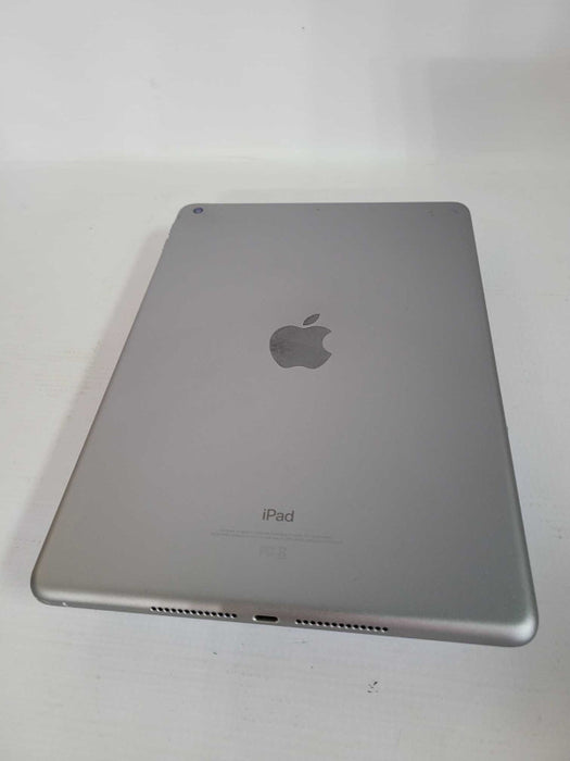 iPad 5 32GB - READ