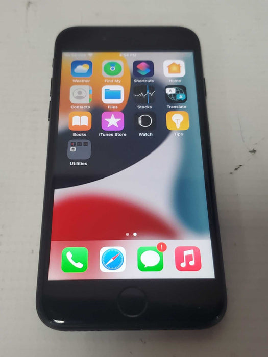 Apple iPhone 7 32GB Unlocked (READ) Q|