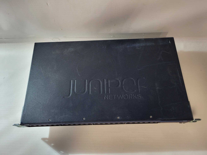 Juniper EX2200 PoE gigabit 48 port network switch  -