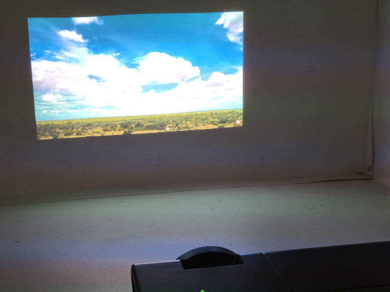 Optoma DAEHUZZ Full 3D DLP Projector HDMI/Display/VGA, 762 Lamp Hours _