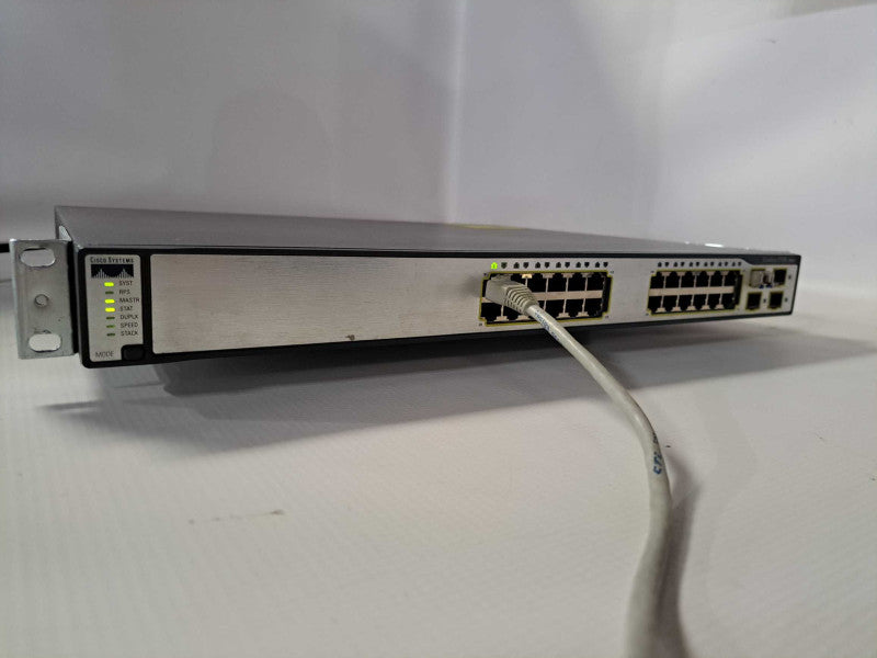 Cisco WS-C3750G-24TS-S1U 24 Port Gigabit Network Switch )
