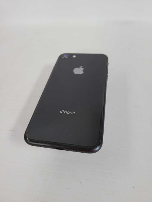 iPhone 8 64GB - READ