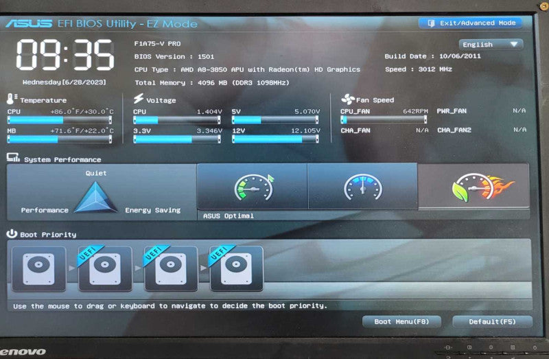 AMD A8-3850 @ 2.9GHz - F1A75V-PRO - 4GB (COMBO