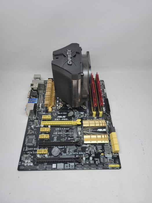 Core i7-4770k @ 3.50GHz - ASUS Z87-PRO - 8GB DDR3 (COMBO)