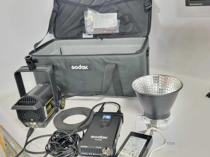 Godox VL150 VL-150 5600K Daylight Studio Continuous LED Video Light Lamp Read _