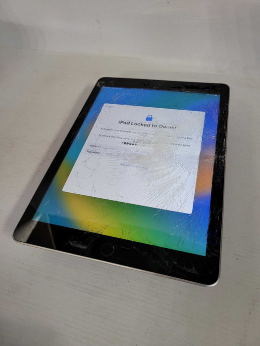 Apple iPad 9.7\\" 5th Gen Activation locked - READ