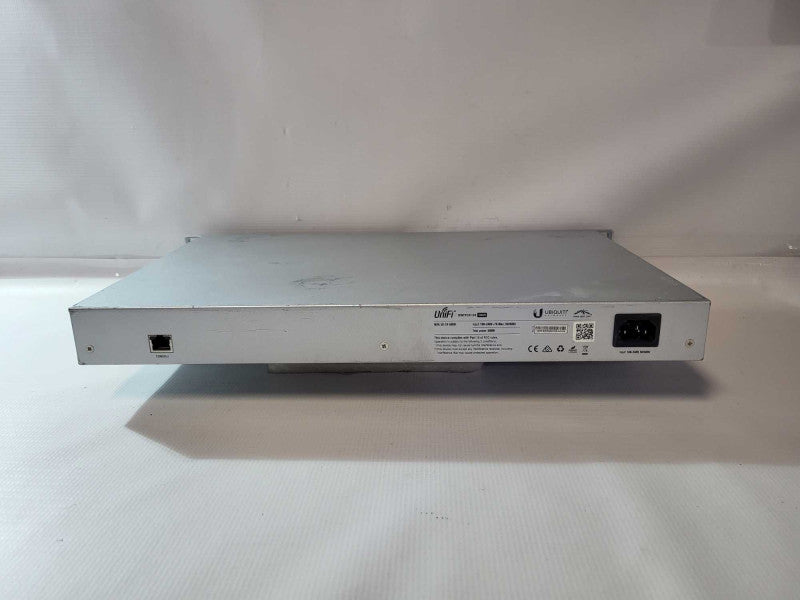 UniFi US-24-500w 24 Port Gigabit PoE Network Switch READ  -
