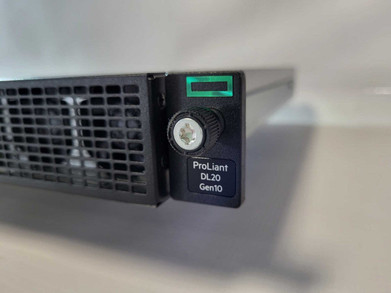 HP ProLiant DL20 Gen10 Intel Xeon E-2124 @3.30GHz 32GB RAM S100i RAID  -