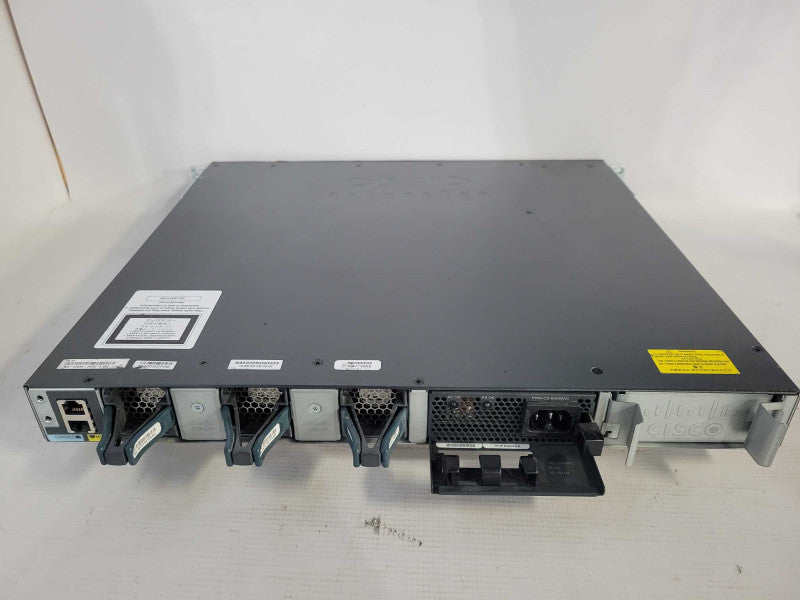 Cisco WS-C3650-24PWS-S Catalyst 3650 24 Port PoE 4x1G Uplink