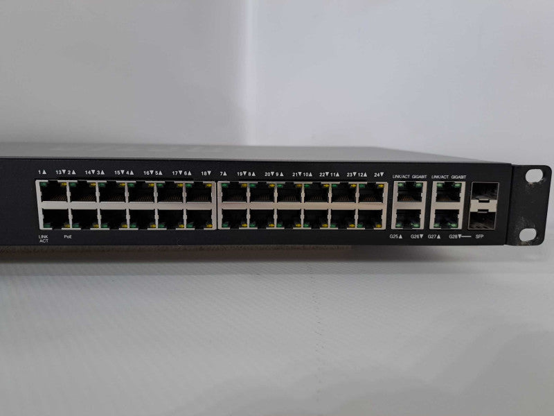 Cisco SG300-28P 28-Port Gigabit PoE Managed Switch SRW2024P-K9 )