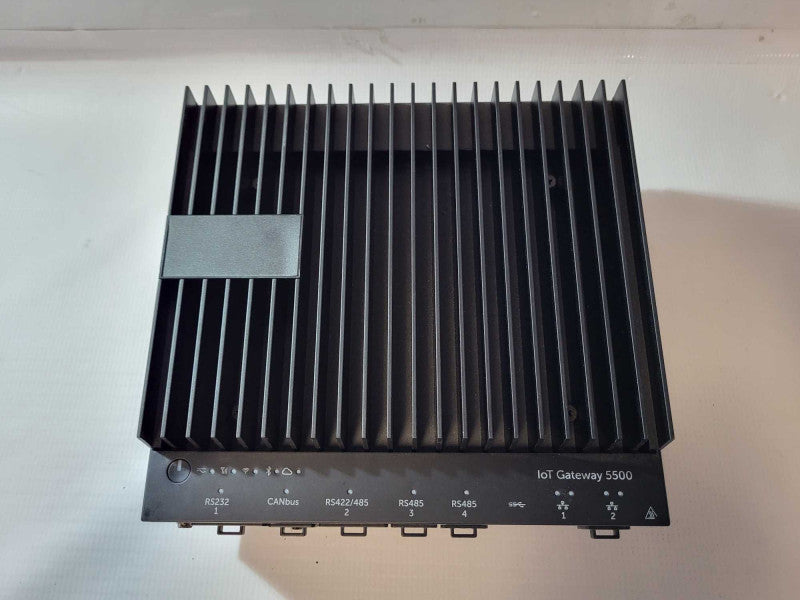 Dell Edge Gateway 5100 Industrial PC Intel Atom E3825 @1.33 GHz 2GB RAM 64GB  -