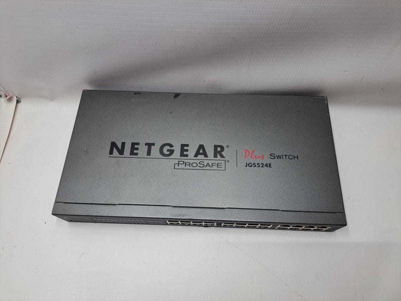 Netgear JGS524E ProSafe Plus - 24 Port Gigabit Switch )