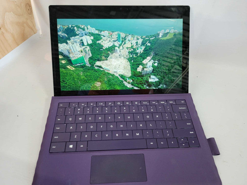 Surface Pro 5 - i7-7660U 2.5GHz, 16GB RAM, 512GB SSD