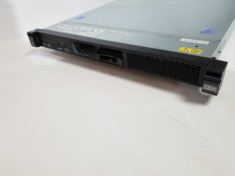 IBM SystemX 3250 M5 Xeon E3-1230 V3 @ 3.30ghz / 8gb ram / H1110 Raid #