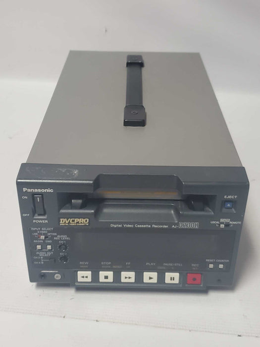 Panasonic DVCPRO AJ-D230H Digital VCR (AS-IS) Q|