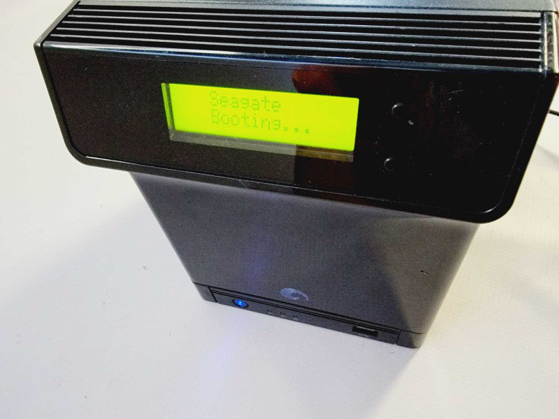 Seagate BlackArmor NAS 440/420 9SP5AT-500 4-Bay Storage Server (