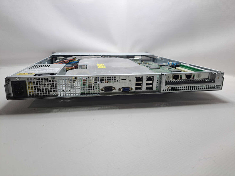 Intel 1U Compute Server 1x Xeon E3-1230 v2 @ 3.30GHz 8GB Ram  )
