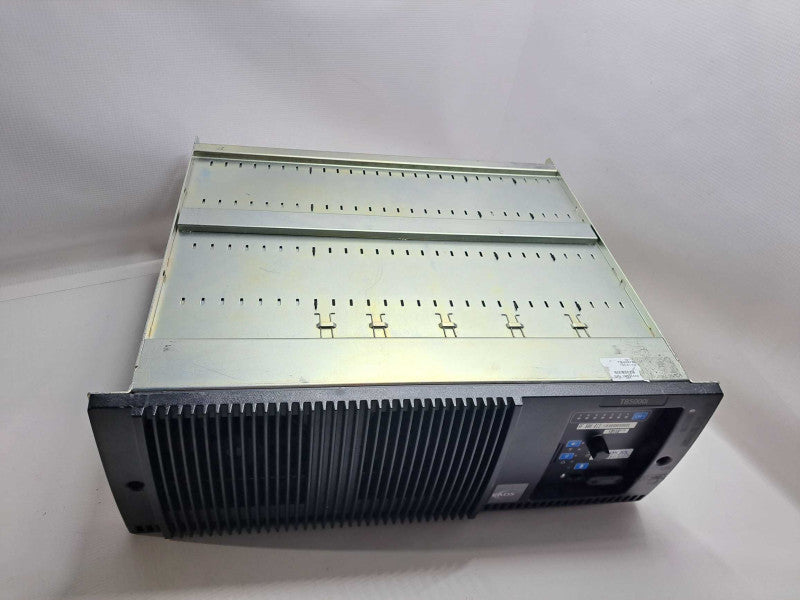 EADS TB5000i type TBAK2, 760-870MHz Repeater Base Station **READ** )