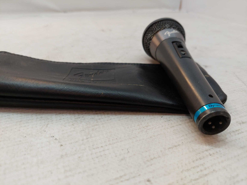 Fender D4 Microphone with Fender Pouch