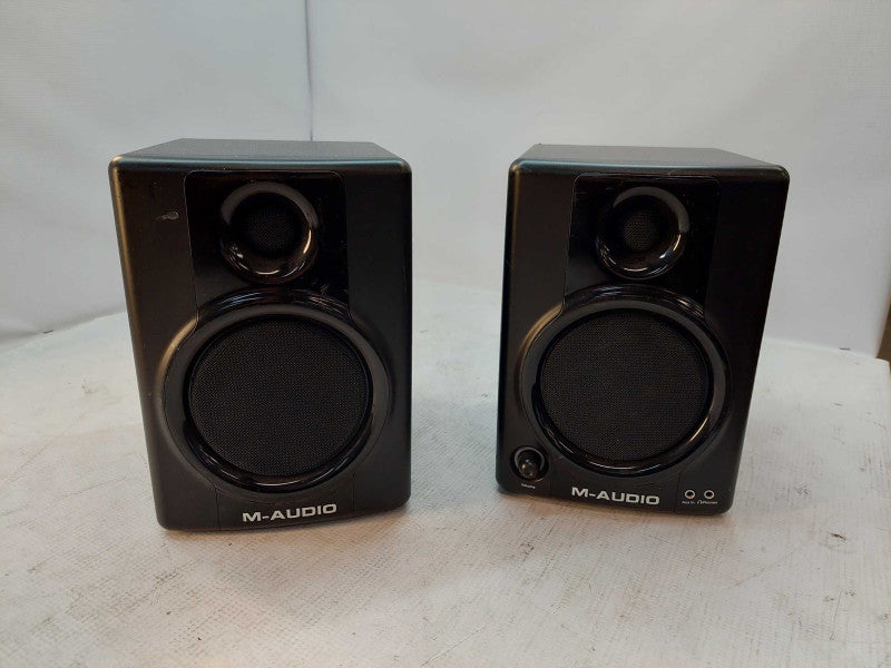 Pair of M-Audio Studiophile AV 40 Powered Speakers AU01-132AO