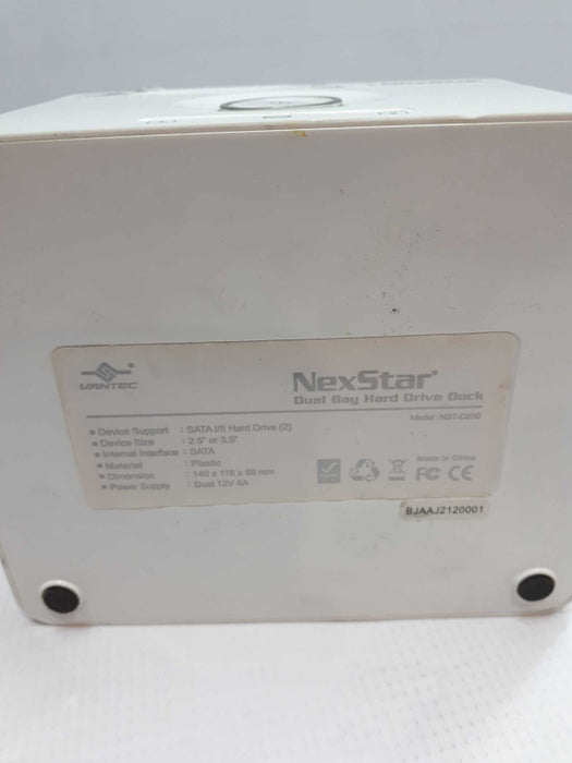 Vantec NexStar Dual Bay Hard Drive Sata I/II 2.5/3.5â Dock NST-D200 NO CORD  &