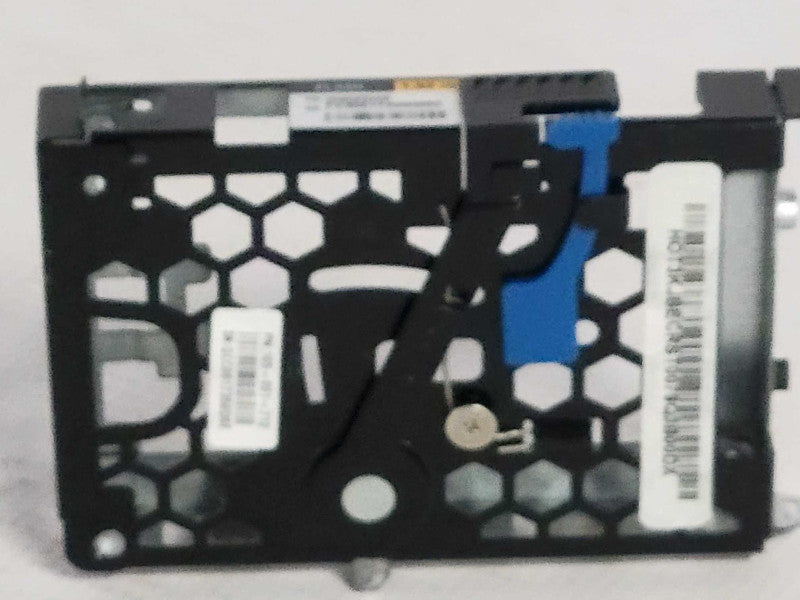 EMC Xtremio 2.5\\'\\' Hard drive tray Caddy 105-001-712, Read Q_