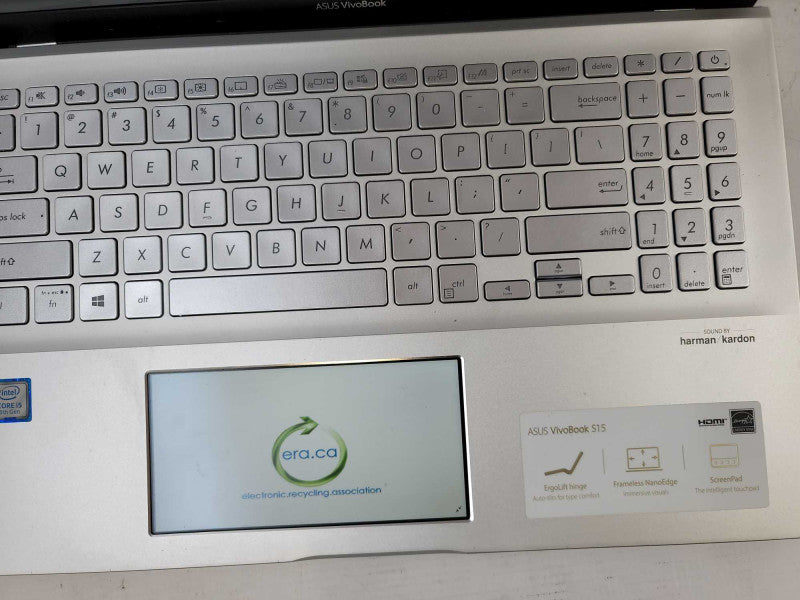 ASUS VivoBook S15 w/ Screenpad i5-8265U @1.60GHz, 8GB DDR4, 512GB SSD QÎ²