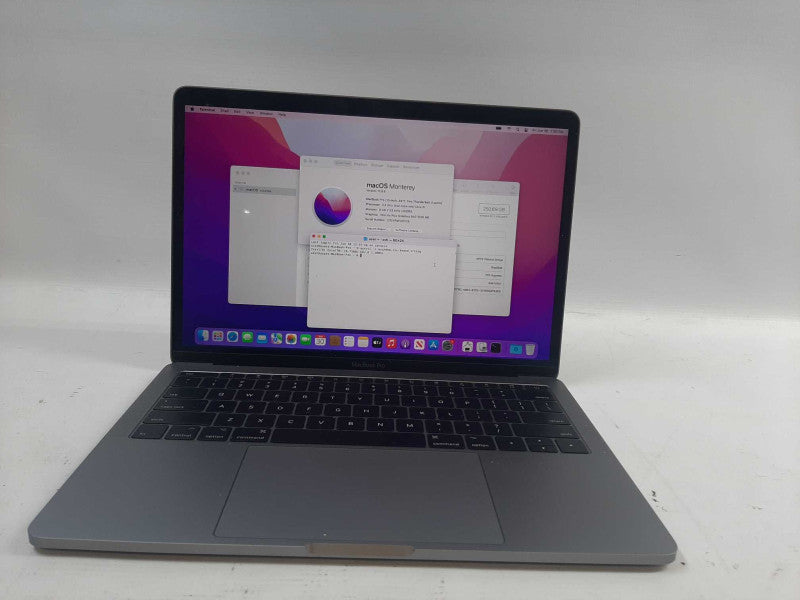 MacBook Pro 2017 13\\" i5-7360U, 8GB DDR3, 256GB SSD Î² *READ*