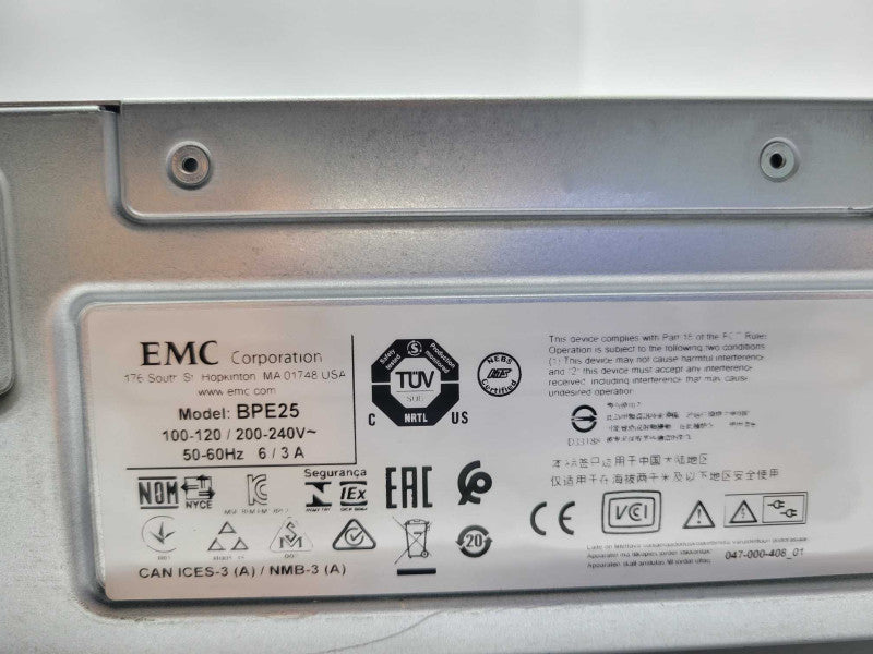EMC BPE25 25x 2.5\\" HDD Bays storage array w/ 2x 110-223-000D-05, 2x PSU Read _